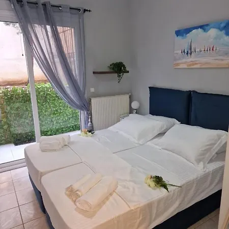 Blue Aegean Maisonette 아파트 네아 모우다니아